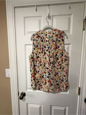 Sleeveless Floral Pintuck Blouse - White Multi